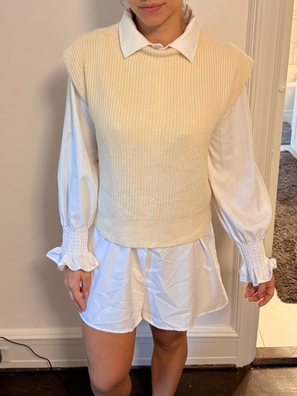 Cream Knit Sleeveless Sweater Vest - Unbranded